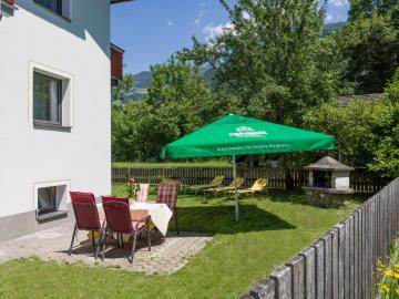 images/Alpen_Apart/aussen/Alpen_Apart_Schoeffstellstrasse_7_Fuegen_Garten.jpg