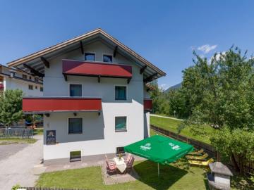 images/Alpen_Apart/aussen/Alpen_Apart_Schoeffstellstrasse_7_Fuegen_Haus_aussen.jpg